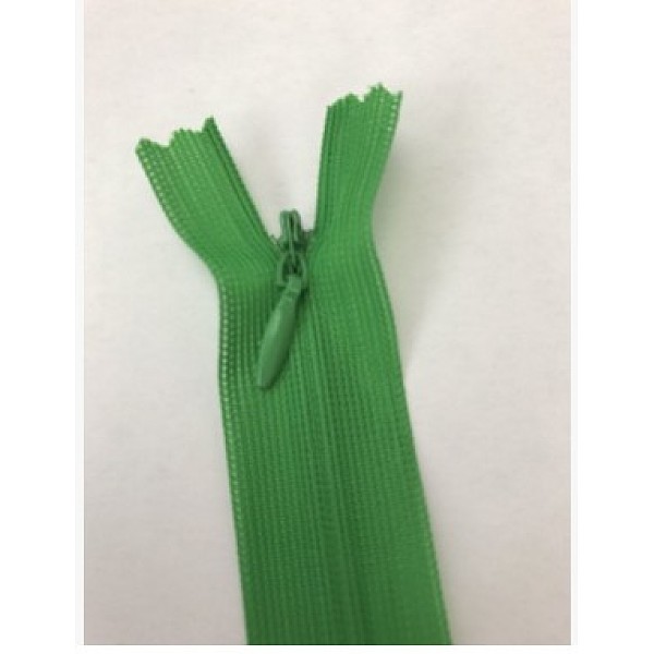 

PandaHall Garment Accessories, Nylon Zipper, Zip-fastener Components, Medium Sea Green, 40x2.5cm Nylon Green