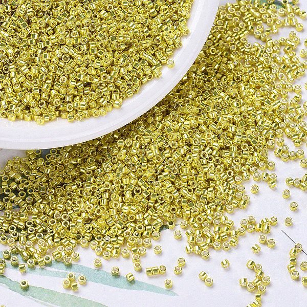 

PandaHall MIYUKI Delica Beads, Cylinder, Japanese Seed Beads, 11/0, (DB0424) Galvanized Zest, 1.3x1.6mm, Hole: 0.8mm, about 2000pcs/10g..., Yellow