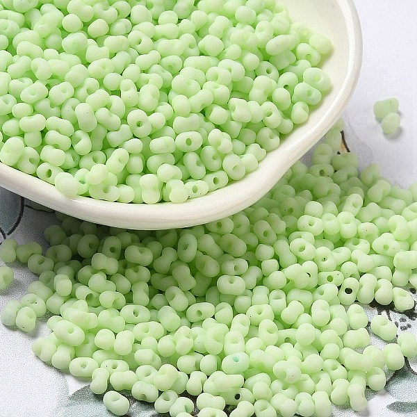 

PandaHall Glass Frosted Seed Beads, Peanut, Green Yellow, 3.5~4x2~2.5x2~2.3mm, Hole: 0.8mm, about 8000pcs/pound Glass Peanut