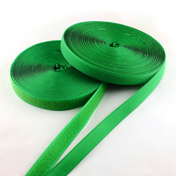 

PandaHall Adhesive Hook and Loop Tapes, Magic Taps with 50% Nylon and 50% Polyester, Dark Green, 25mm Nylon