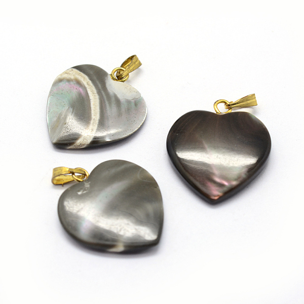 

PandaHall Shell Pendants, with Brass Findings, Heart, Dyed, Golden, 21~22x20~22x3~5mm, Hole: 2x5mm Shell Heart