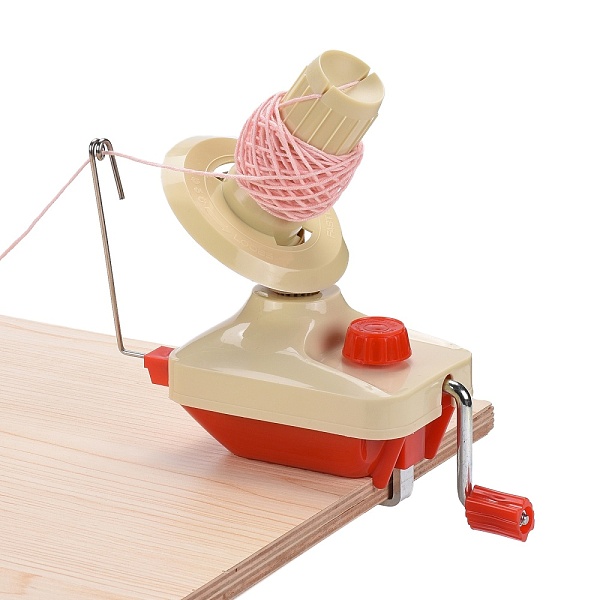 

PandaHall Plastic Yarn Ball Winder, Lemon Chiffon, 115x95x115mm Plastic Yellow
