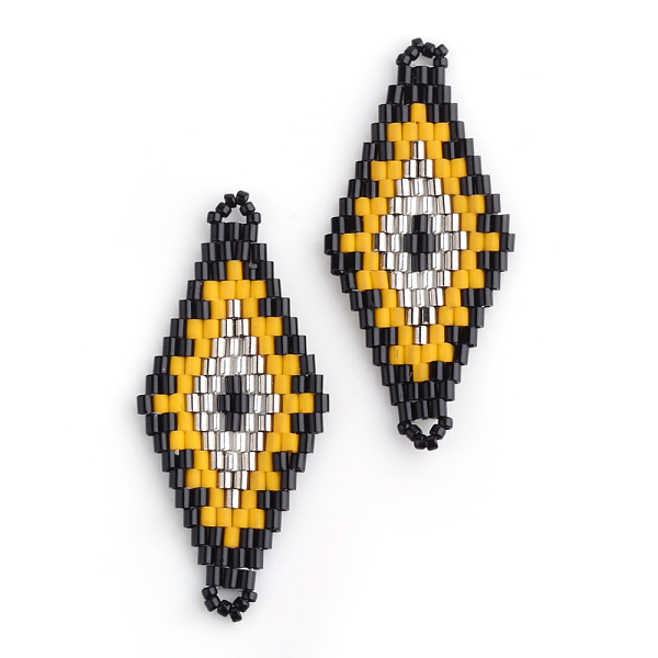

PandaHall MIYUKI & TOHO Japanese Seed Beads, Handmade Links, Rhombus Loom Pattern, Orange, 42.5~44x19~20x1.5~2mm, Hole: 1~2mm Glass Rhombus...