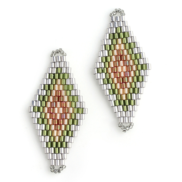 

PandaHall MIYUKI & TOHO Japanese Seed Beads, Handmade Links, Rhombus Loom Pattern, Olive Drab, 42.5~44x19~20x1.5~2mm, Hole: 1~2mm Glass..., Green