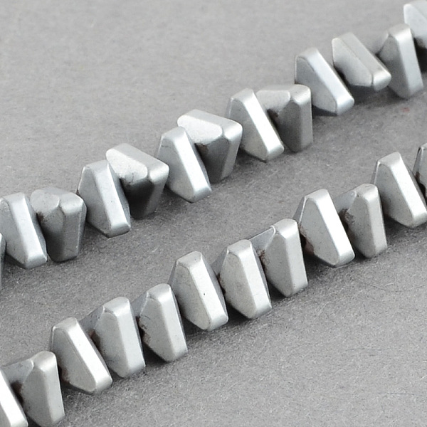 

PandaHall Electroplate Non-magnetic Synthetic Hematite Beads Strands, Triangle, Silver Plated, 4x5x3mm, Hole: 1mm, about 136pcs/strand, 15.5...
