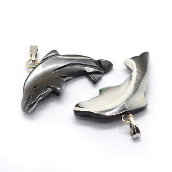 

PandaHall Shell Pendants, with Brass Findings, Dolphin, Dyed, Platinum, 15~17x27~29x3~5mm, Hole: 2x5mm Shell Dolphin