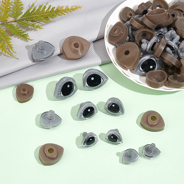 

PandaHall 40 Sets 3D Safety Eyes, 3 Sizes Crafts Eyes with Eyelash Washers Crafts Bear Dog Cats Eyes Plastic Stuffed Crochet Eyes for..., Gray