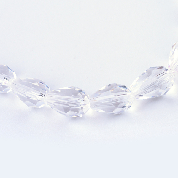

PandaHall Transparent Glass Bead Strands, Faceted Teardrop, Clear, 8x6mm, Hole: 1mm, about 65pcs/strand, 17.99 inch(45.7cm) Glass Teardrop...