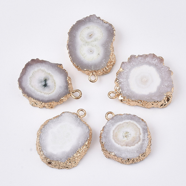 

PandaHall Natural Druzy Agate Pendants, with Brass Finding, Golden Tone Edge Plated, Nuggets, Rosy Brown, 22~33x18~25x5~7mm, Hole: 1.2~2mm...