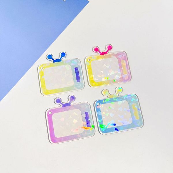 

PandaHall 4Pcs 4 Colors Laser Style Acrylic Disc Keychain Blanks, with Ball Chains, Mixed Color, Television Pattern, 5.05x5.15x0.15cm, Hole...