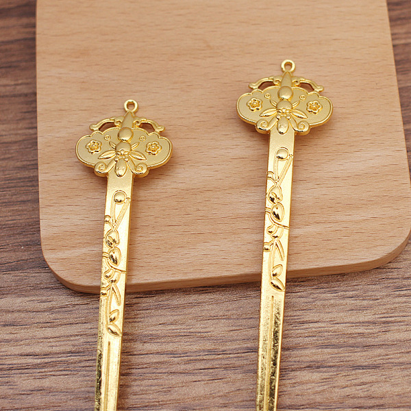 

PandaHall Alloy Hair Stick, with Loop, Flower, Golden, 139x27mm Alloy Flower