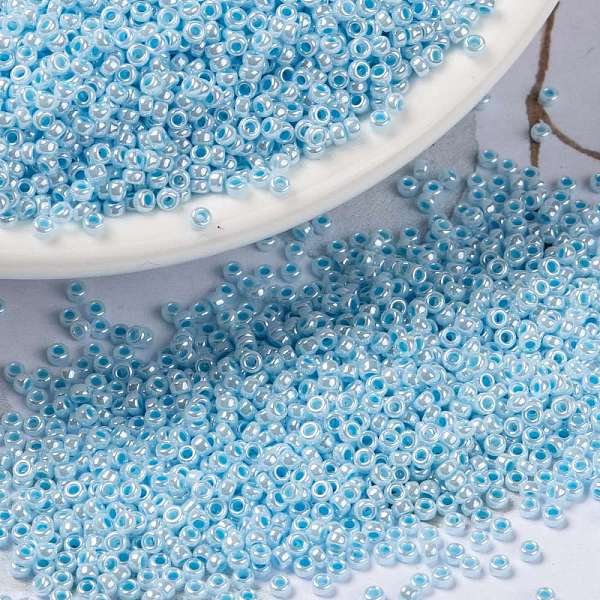 

PandaHall MIYUKI Round Rocailles Beads, Japanese Seed Beads, (RR430) Aqua Lined White Pearl, 15/0, 1.5mm, Hole: 0.7mm, about 27777pcs/50g...