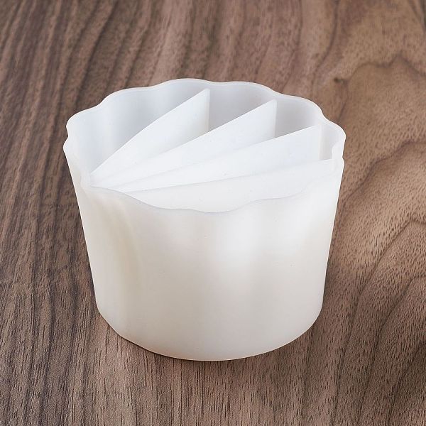 

PandaHall Reusable Split Cup for Paint Pouring, Silicone Cups for Resin Mixing, 5 Dividers, Flower, White, 8.5x8.7x5.5cm, Inner Diameter...