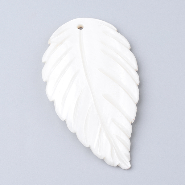 

PandaHall Freshwater Shell Big Pendants, Leaf, White, 78~81x45~50x4~10mm, Hole: 3mm Freshwater Shell Leaf White