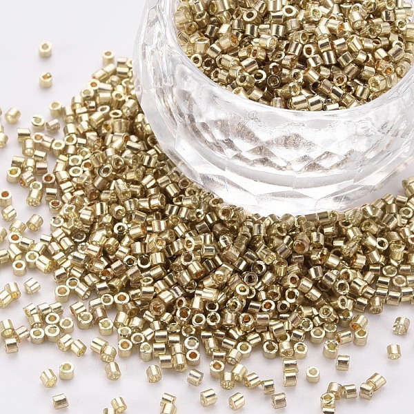 

PandaHall Plated Glass Cylinder Beads, Seed Beads, Metallic Colours, Round Hole, Pale Goldenrod, 1.5~2x1~2mm, Hole: 0.8mm, about 8000pcs/bag...