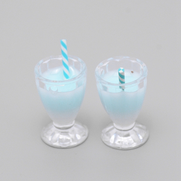 

PandaHall Plastic Pendants, Bubble Tea Shape, Light Cyan, 31x16mm, Hole: 2mm Plastic Food
