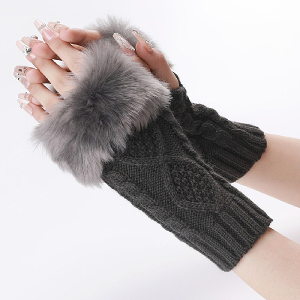 

PandaHall Polyacrylonitrile Fiber Yarn Knitting Fingerless Gloves, Fluffy Winter Warm Gloves with Thumb Hole, Gray, 200~260x125mm Fibre...