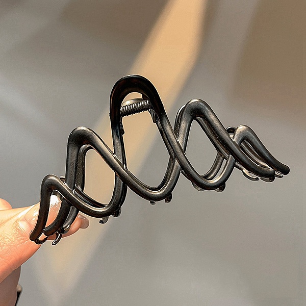 

PandaHall Hollow Alloy Large Claw Hair Clips, for Women Girls Thick Hair, Black, 120mm Alloy