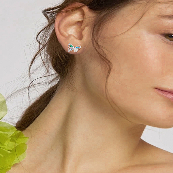 1 paire de boucles d'oreilles à tige papillon en laiton pour femme
