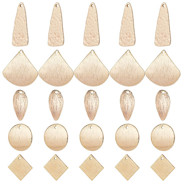 

PandaHall Beebeecraft 40Pcs 5 Style Brass Pendants, Rhombus & Rhombus & Oval, Golden, 14~26.5x9~29.5x0.8~2mm, Hole: 1.2~1.5mm, 8pcs/style...