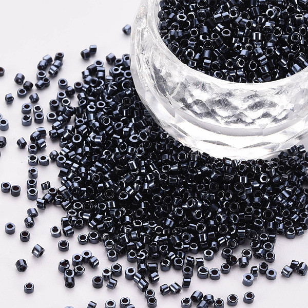 

PandaHall Plated Glass Cylinder Beads, Seed Beads, Metallic Colours, Round Hole, Prussian Blue, 1.5~2x1~2mm, Hole: 0.8mm, about 8000pcs/bag...
