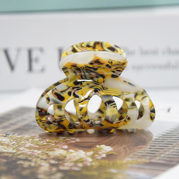

PandaHall Acrylic Large Claw Hair Clips for Thick Hair, Cute Korean Style, Goldenrod, 54mm Acrylic Gold