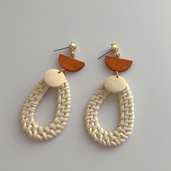 

PandaHall Woven Wood Rattan Dangle Earrings for Women, Oval Wood Oval White