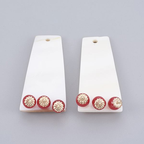 

PandaHall Shell Pendants, with Glass Round Beads and Brass Findings, Trapezoid, Light Gold, 42x21x13mm, Hole: 2mm Other Sea Shell Trapezoid