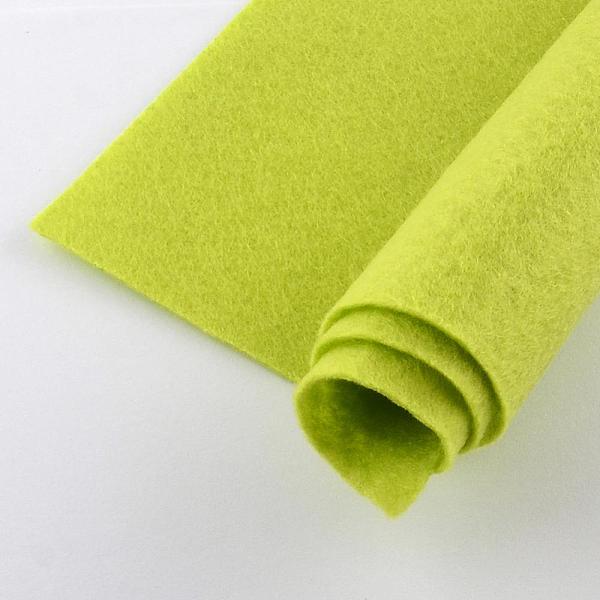 

PandaHall Non Woven Fabric Embroidery Needle Felt for DIY Crafts, Square, Yellow Green, 298~300x298~300x1mm, about 50pcs/bag Cloth Green
