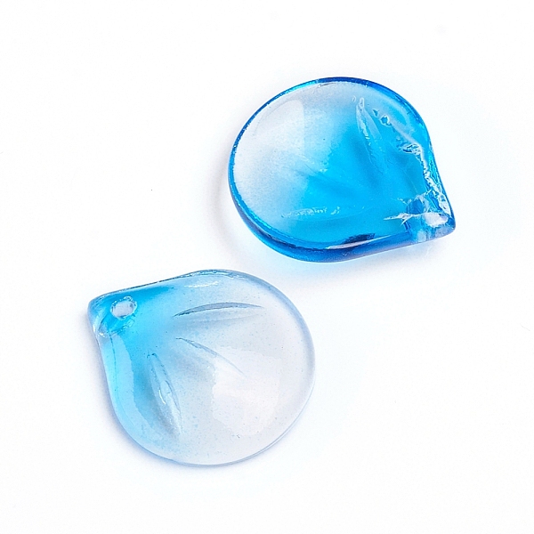 

PandaHall Transparent Glass Charms, Petal, Two Tone, Dodger Blue, 15x13.5x4mm, Hole: 1.2mm Glass Flower Blue
