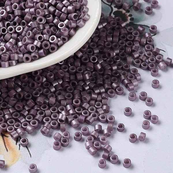 

PandaHall Baking Paint Glass Seed Beads, Cylinder, Dark Orchid, 2.5x2mm, Hole: 1.4mm, about 45359pcs/pound Glass