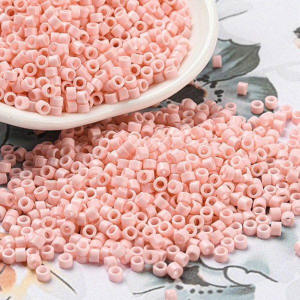 

PandaHall Baking Paint Glass Seed Beads, Cylinder, Pink, 2.5x2mm, Hole: 1.4mm, about 45359pcs/pound Glass Pink