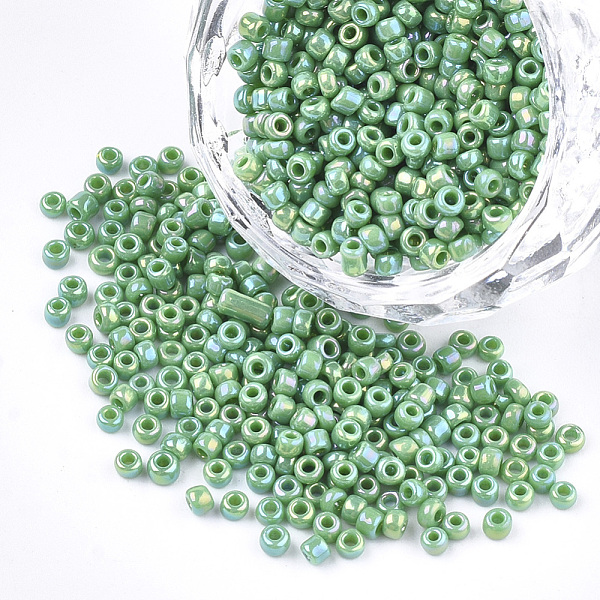 

PandaHall Opaque Glass Seed Beads, Rainbow Plated, Round, Medium Sea Green, 4mm, Hole: 1.5mm, about 4500pcs/bag Glass Green