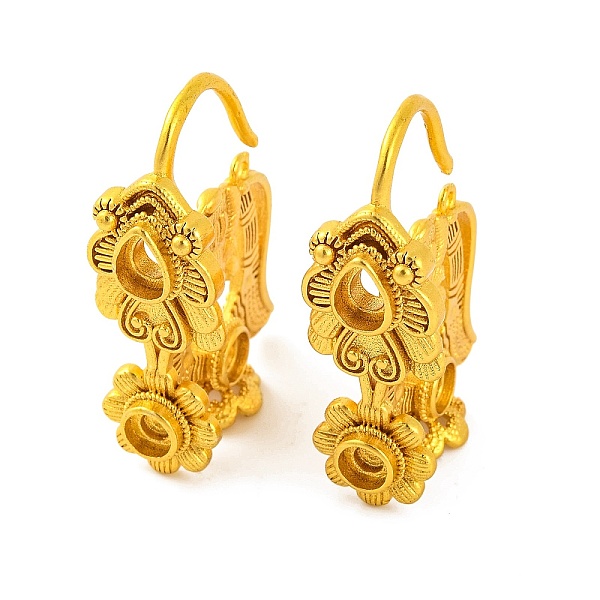 

PandaHall Flower Brass Earring Hooks with Round Tray, Lead Free & Cadmium Free, Golden, 32x11mm, Hole: 1mm, Pin: 1.5mm Brass Flower