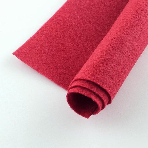 

PandaHall Non Woven Fabric Embroidery Needle Felt for DIY Crafts, Square, Cerise, 298~300x298~300x1mm, about 50pcs/bag Cloth Red
