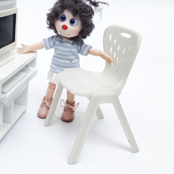 

PandaHall Chair Shape Plastic Miniature Ornaments, Micro Landscape Home Dollhouse Accessories, Pretending Prop Decorations, White, 60x105mm...