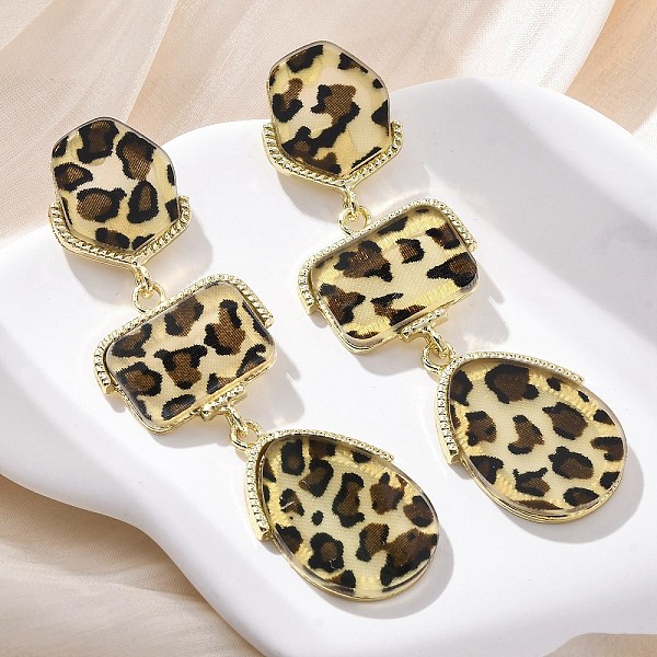 合金アクリルダングルスタッドピアス