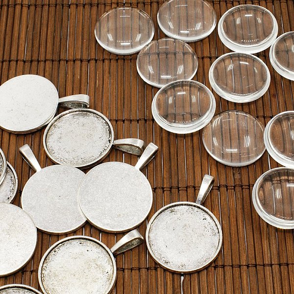 

PandaHall 25mm Transparent Clear Domed Glass Cabochon Cover for Photo Pendant Making, with Antique Silver Alloy Settings, Lead Free & Nickel...