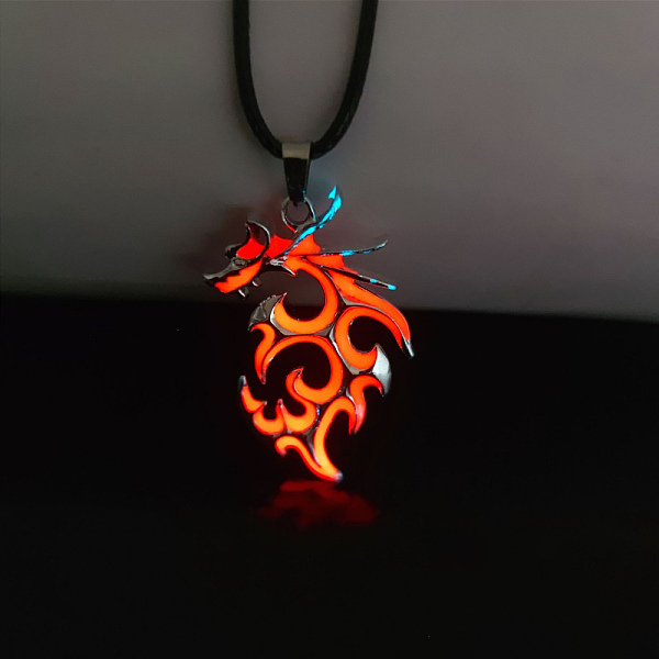 

PandaHall Luminaries Alloy Dragon Pendant Necklace, Glow In The Dark Jewelry for Women, Coral, 23.62 inch(60cm) Alloy Red