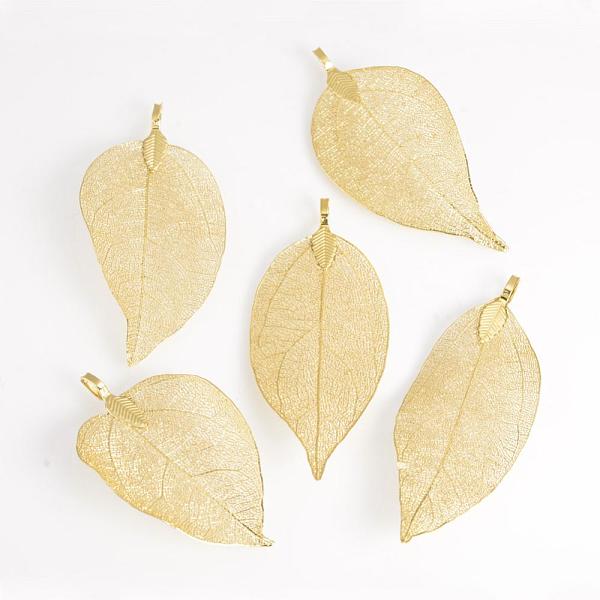 

PandaHall Electroplated Natural Leaf Big Pendants, with Iron Findings, Light Gold Plated, KC Gold, 50~80x20~35x1mm, Hole: 3x6mm Iron Leaf