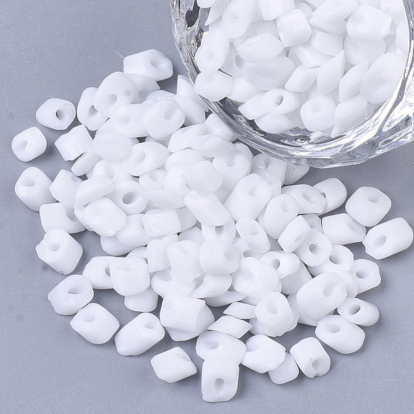 

PandaHall 6/0 Baking Paint Glass Seed Beads, Oblique Cut Beads, Opaque Colours, White, 6/0, 4~8x3.5~4.5x2.5~3mm, Hole: 0.9mm, about...