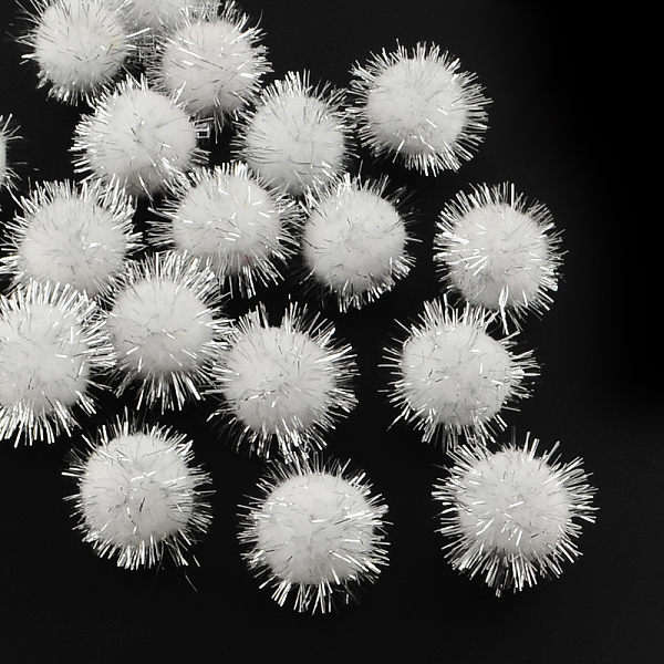 

PandaHall Handmade DIY Doll Craft Pom Pom Yarn Pom Pom Balls, with Metallic Cord, White, 20mm, about 500pcs/bag Fibre White