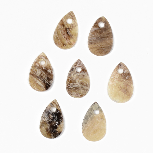 

PandaHall Natural Akoya Shell Charms, Mother of Pearl Shell Charms, Teardrop, Camel, 11x7x1mm, Hole: 1.4mm Akoya Shell Teardrop Brown