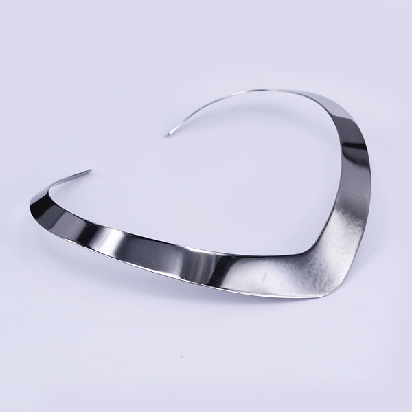 

PandaHall 304 Stainless Steel Choker Necklaces, Rigid Necklaces, Stainless Steel Color, 4.72 inchx5.04 inch(12x12.8cm) 304 Stainless Steel