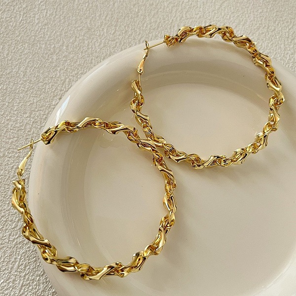 

PandaHall Retro Brass Twisted Hoop Earrings for Women, Golden Brass