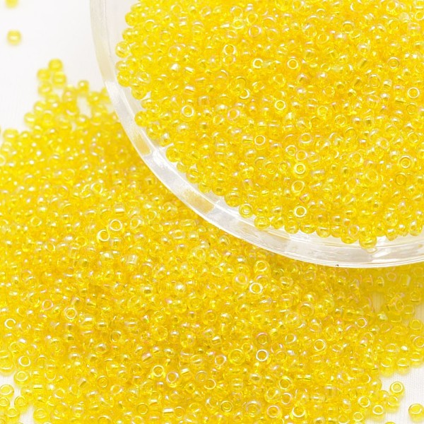 

PandaHall 8/0 Round Glass Seed Beads, Grade A, Transparent Colours Rainbow, Yellow, 2.8~3.2mm, Hole: 1.0mm, about 1500pcs/50g Glass Yellow