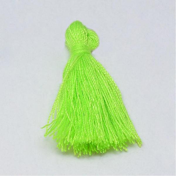 

PandaHall Handmade Polycotton(Polyester Cotton) Tassel Decorations, Pendant Decorations, Lawn Green, 29~35mm Polycotton Green