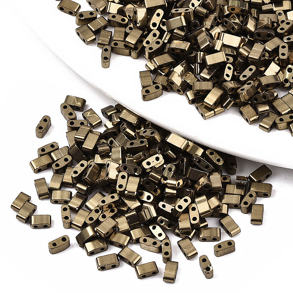 

PandaHall 2-Hole Glass Seed Beads, Metallic Colours, Rectangle, Golden Plated, 4.5~5.5x2x2~2.5mm, Hole: 0.5~0.8mm, about 250pcs/10g Glass...