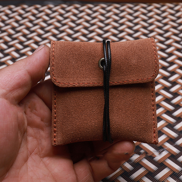 

PandaHall Mini Portable Leather Jewelry Pouches, Square Jewelry Case for Earrings, Rings, Bracelets Storage, Sienna, 7.2x8x3.5cm Leather..., Brown