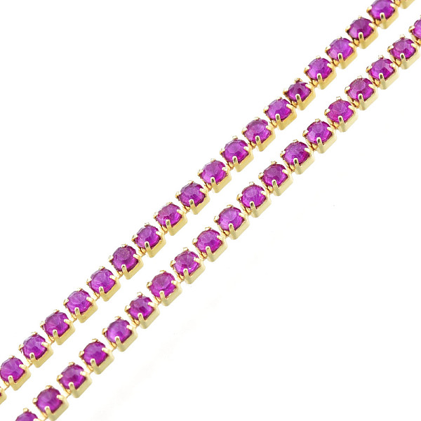 

PandaHall Brass Rhinestone Strass Chains, Rhinestone Cup Chain, Imitate Luminous Style, Raw(Unplated), Ruby, 1.5x1.5mm, about 18.70 Feet..., Red